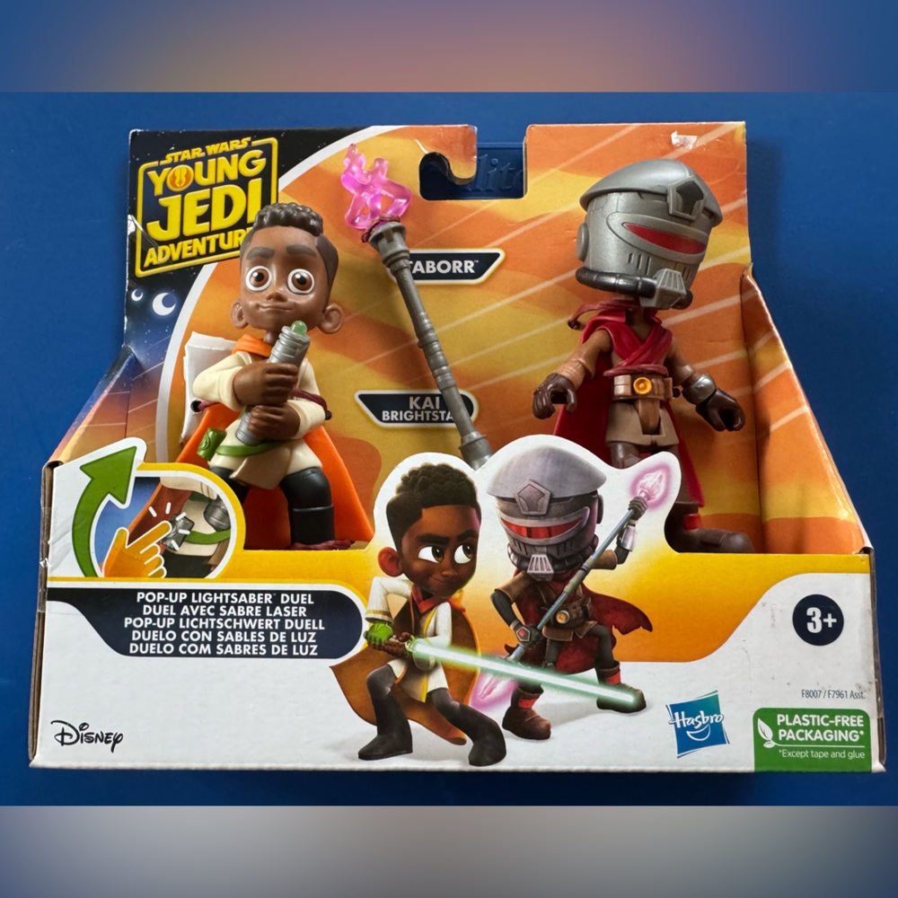 NIB Hasbro Star Wars Young Jedi Adventures Figures Kai, Taborr popup lightsaber